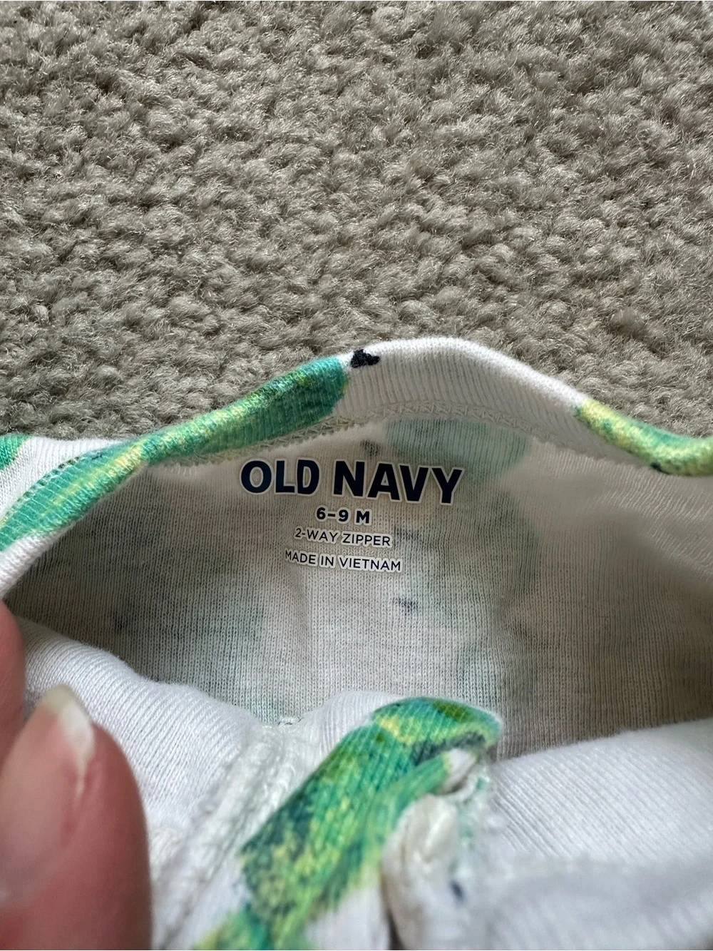 Old Navy lot of 8 footed two way zip closure sleeper footed pajamas 6-9 months